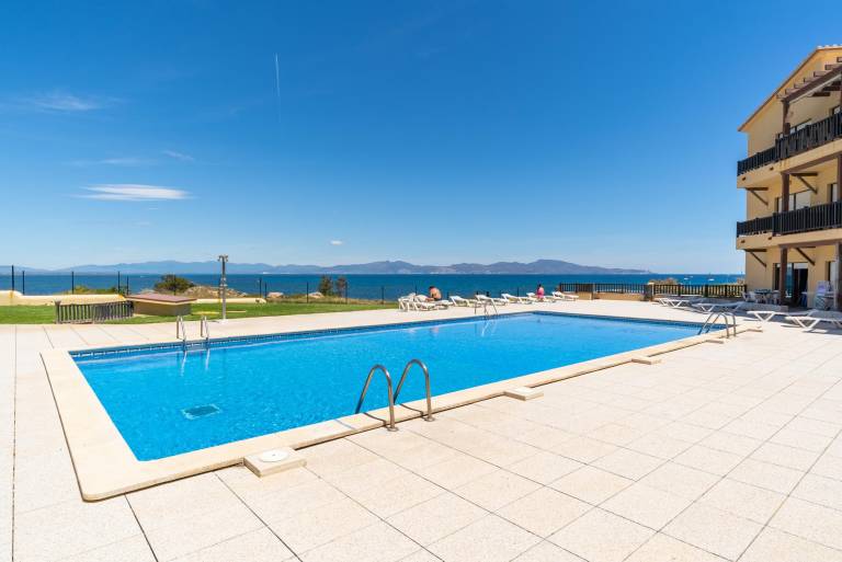 Beautiful apartment with terrace & pool | Beach nearby | Pets allowed — photo 3
