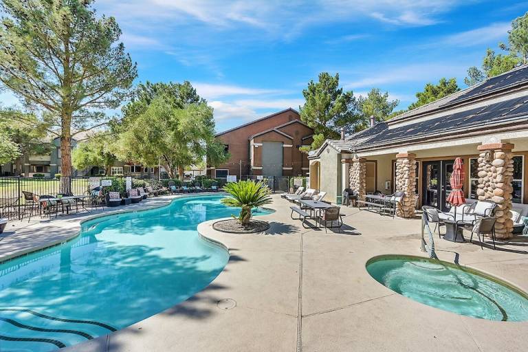 Condo Silverado Ranch