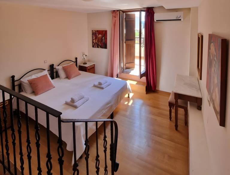 Villa 'Penelope - Luxury with A Soul' with Shared Pool, Wi-Fi and Air Conditioning — photo 3