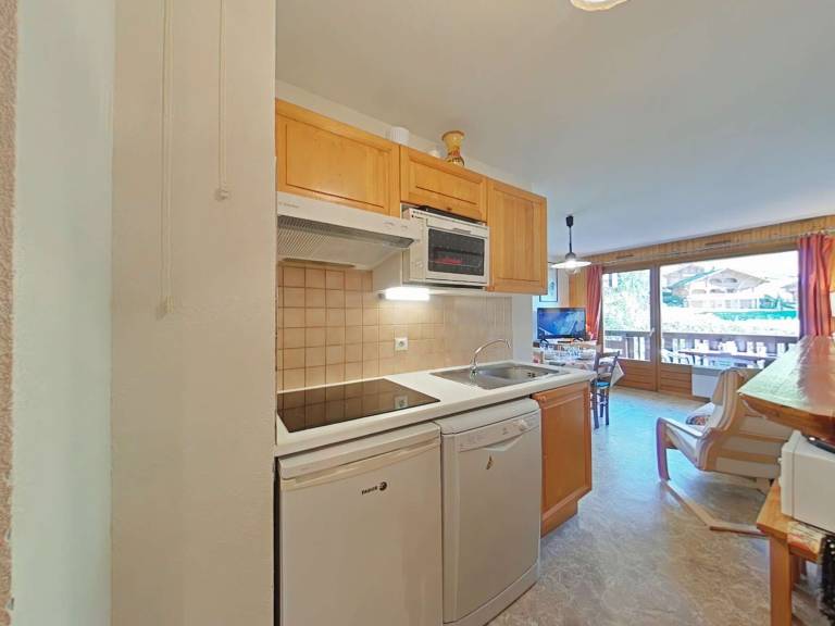 Cozy 6-person apartment, near slopes and center, balcony, parking, pets allowed — photo 5
