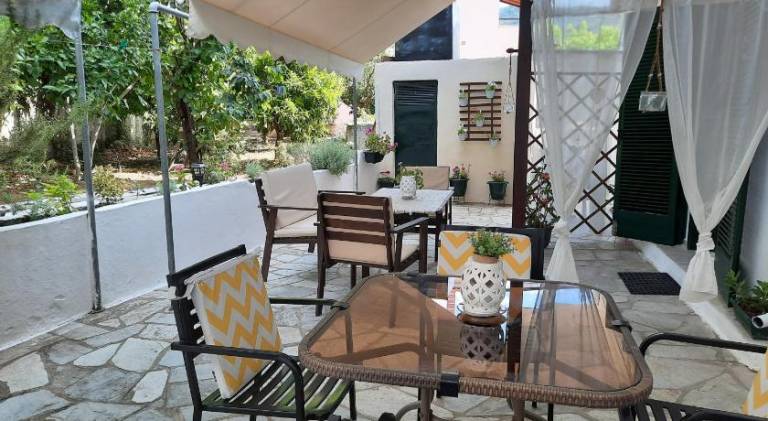 Nice serviced apartment with terrace & garden | Pets allowed — photo 3
