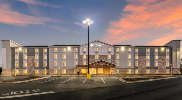 WoodSpring Suites Charlotte - University Research Park — photo 2