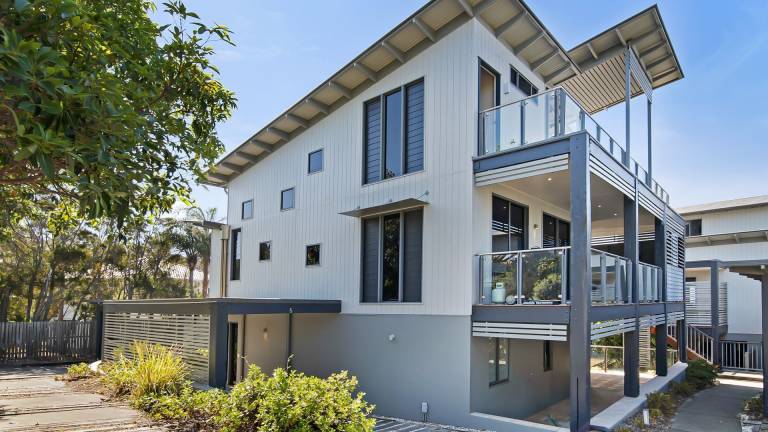 House  Amity Point