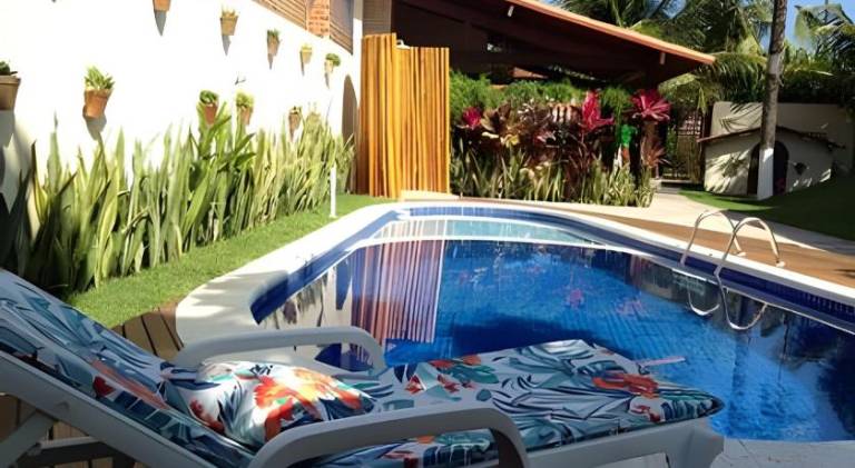 Chalet with garden, BBQ & private pool in Ipojuca