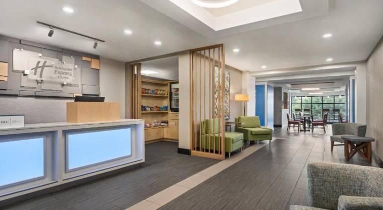 Holiday Inn Express & Suites Greenville-Downtown by IHG — photo 2