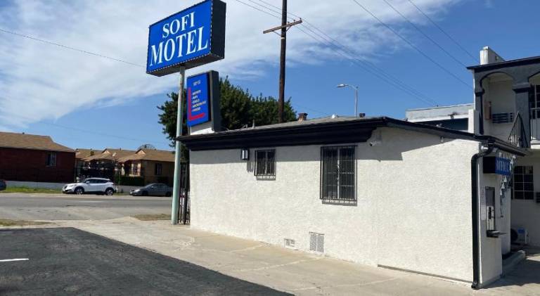 SOFI MOTEL — photo 4