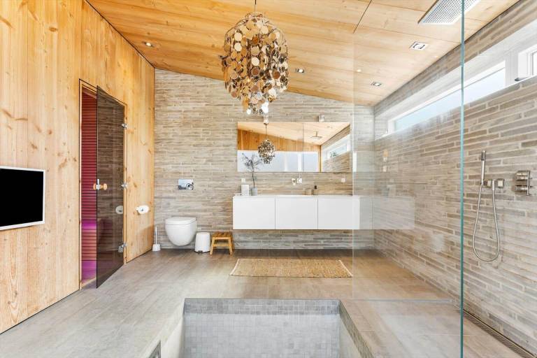 House with sauna, hot tub & BBQ | Sea view — photo 4