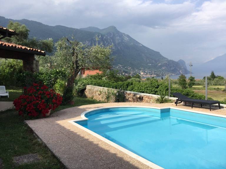 Villa with grill, patio & private pool | Garden view — photo 3