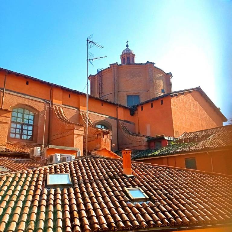 House | Close to Two Towers — photo 5