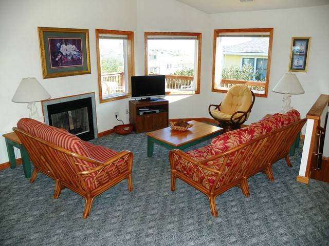 OS756- 5 BRs, Private Pool, Hot Tub, Pool Table, Dog Friendly, Comm. Tennis! — photo 2
