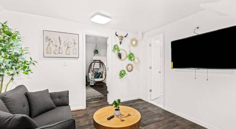 Holiday apartment with 1 room for 2 persons in Detroit, MI