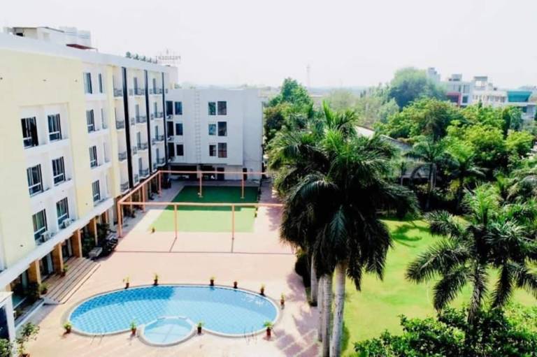 Hotel President Cottage Resort