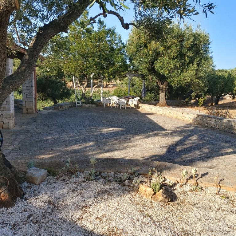 Child-friendly villa with garden, hot tub & private pool | Garden view | Pets are welcome — photo 4