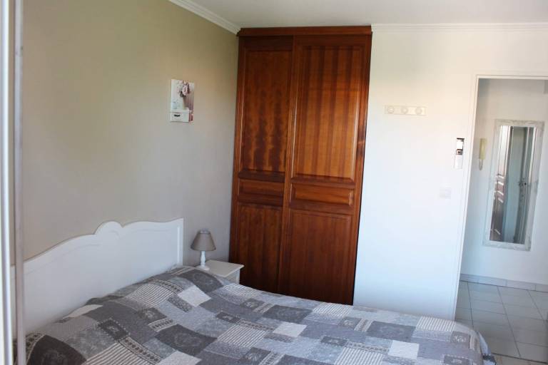 Fully equipped beautiful rental apartment | Beach view | Close to the beach | Pet-friendly — photo 5