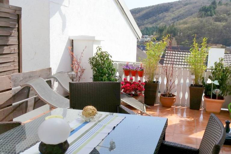 Vacation home with barbeque & patio | Pets are welcome — photo 2