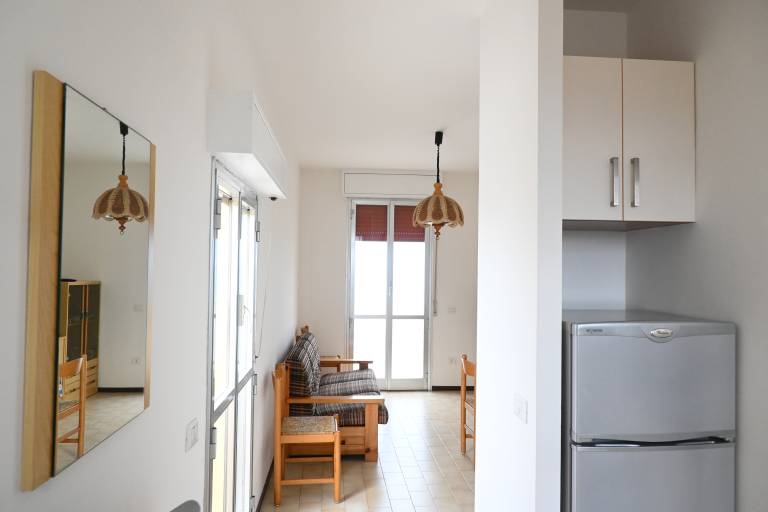 Rental apartment with patio — photo 3