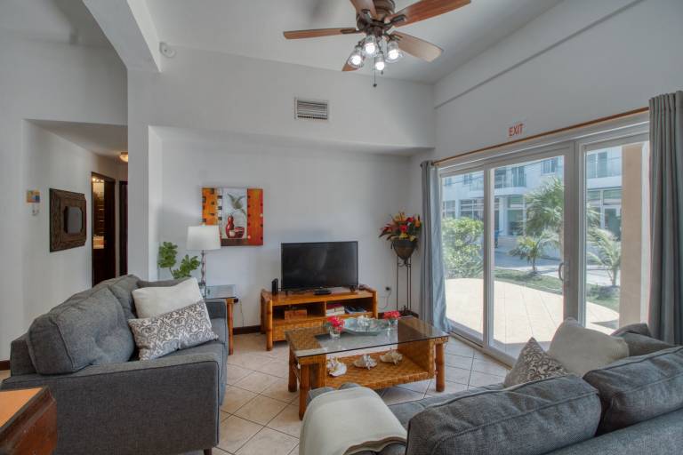 Condo San Pedro