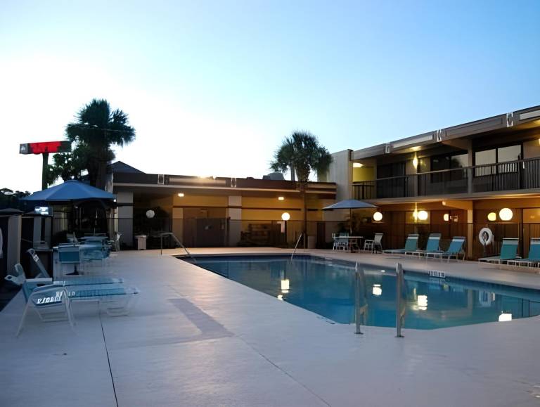 Travelodge by Wyndham Deltona