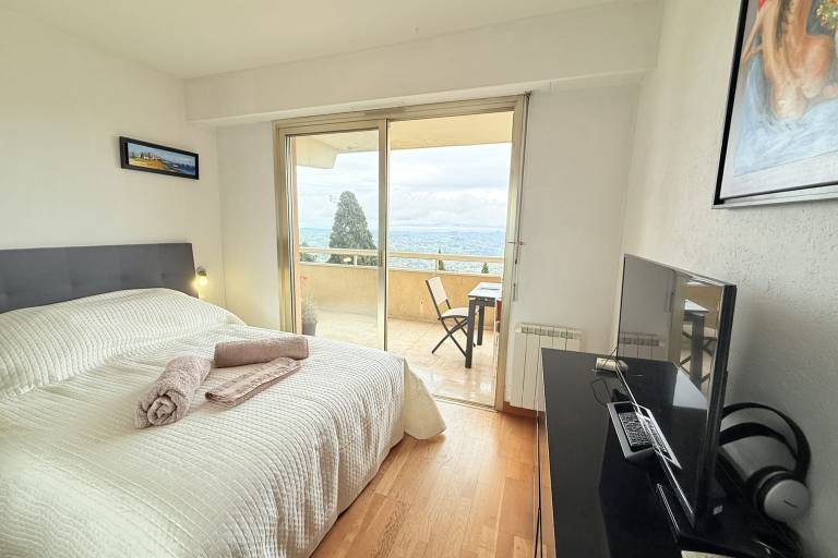 Nice 4 bedroom apartment with sea view - air conditioning - pool — photo 3