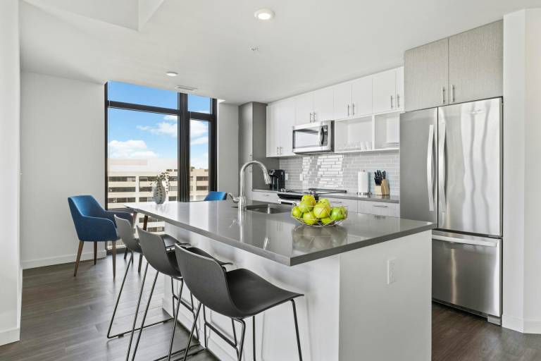 Placemakr Marymount Ballston — photo 3