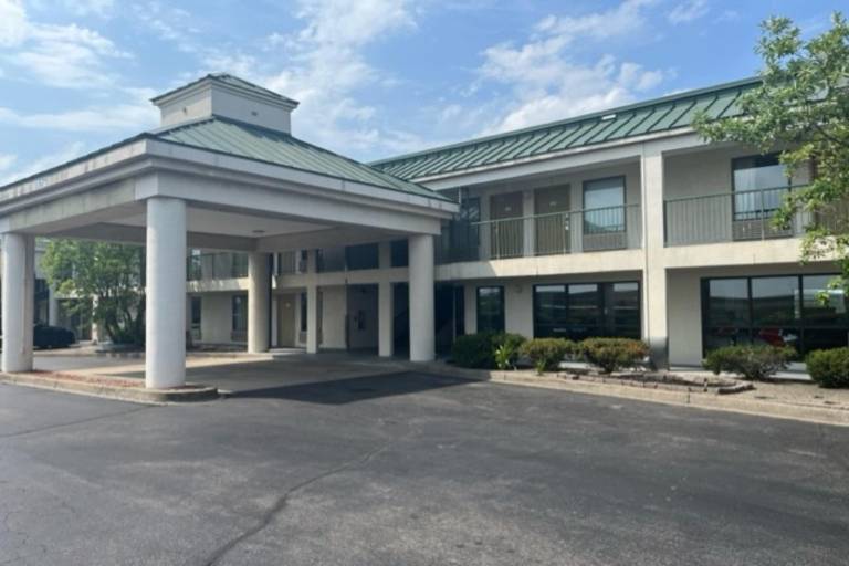 Studio 6 Suites Louisville, KY - Airport Expo Center in Louisville, KY