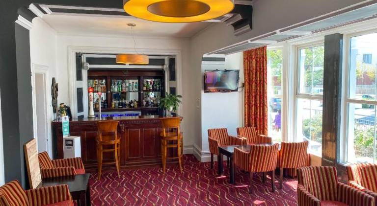 The Broadway Hotel — photo 3