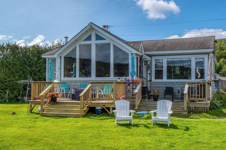 House  Rangeley