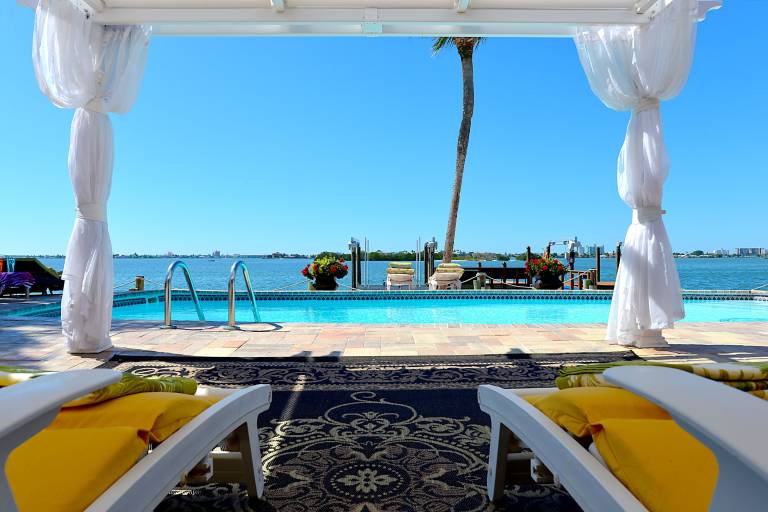 House Saint Pete Beach