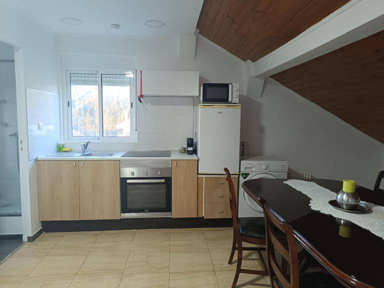 Holiday apartment with yard, patio & grill | Dogs allowed — photo 3