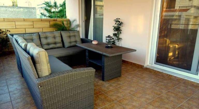Holiday apartment with yard, barbeque & patio — photo 4