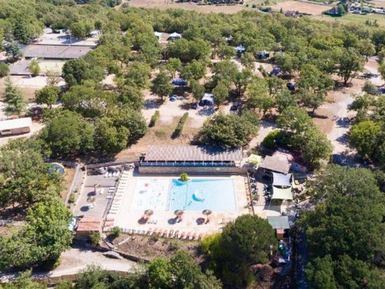 Mobile home with heated pool & terrace — photo 3