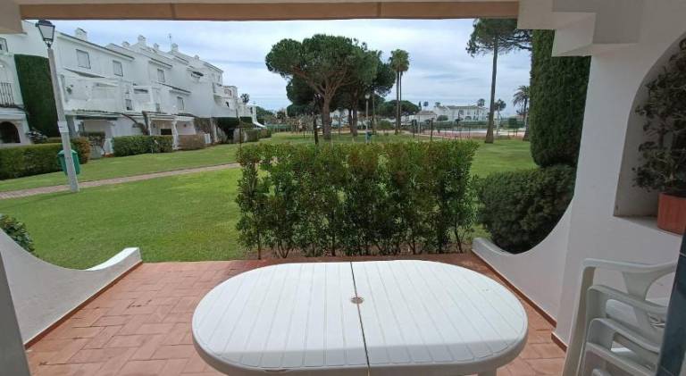 Holiday apartment with pool — photo 4