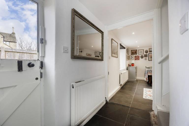 Cosy 2 Bed Cotswold Stone Cottage in Cirencester — photo 5
