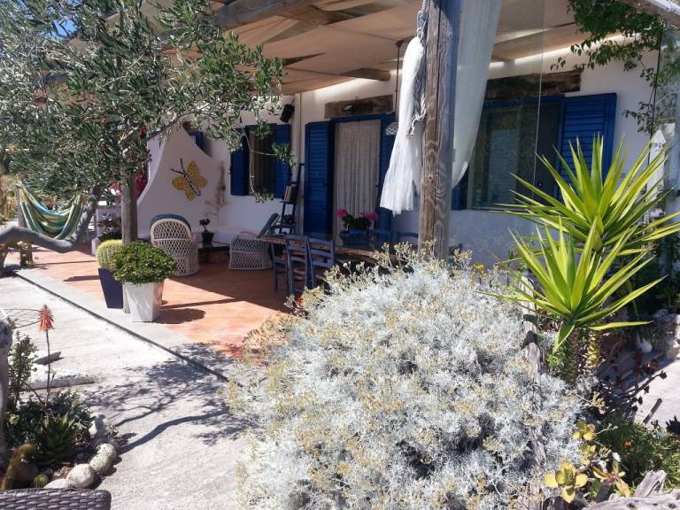 Family-oriented wonderful apartment with garden, terrace & BBQ | Garden view | Beach nearby | Dogs allowed — photo 2