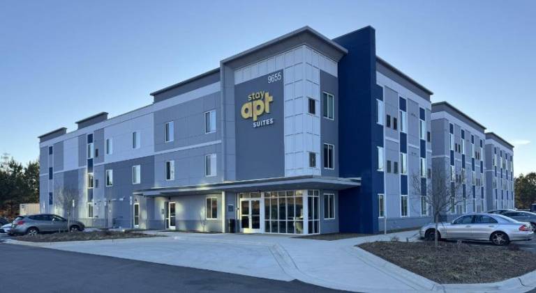StayAPT Suites Charlotte North — photo 3