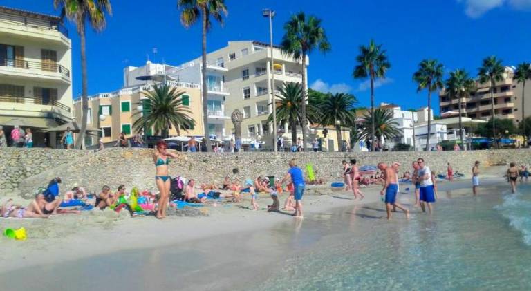 Rental apartment with patio in Son Servera