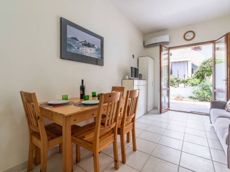 Ferienwohnung in Crabonaxa, Villasimius für max. 4 Personen