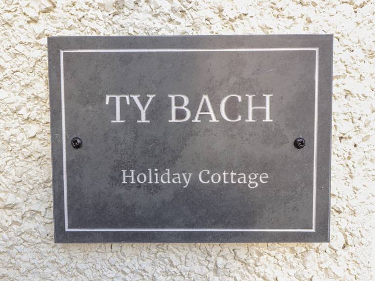 Child-friendly cottage with yard | Beach view | Pets allowed — photo 3