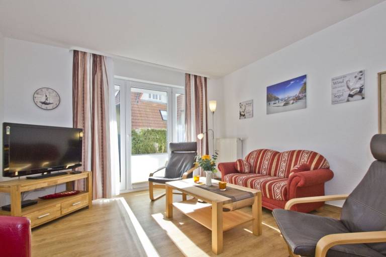 gemütliche Ferienwohnung in Hafennähe - FeWos am Hochzeitsberg FeWo 01 — photo 3