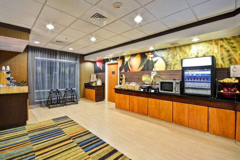 Fairfield by Marriott Inn & Suites Tampa Fairgrounds/Casino — photo 5
