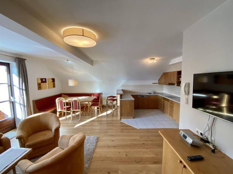 Children-friendly beautiful holiday apartment with sauna & garden | Next to the ski | Pets are welcome — photo 3