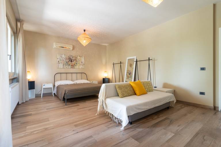 Country House 'A Look Salento' with Private Terrace, Wi-Fi and Air Conditioning in Castrignano del Capo