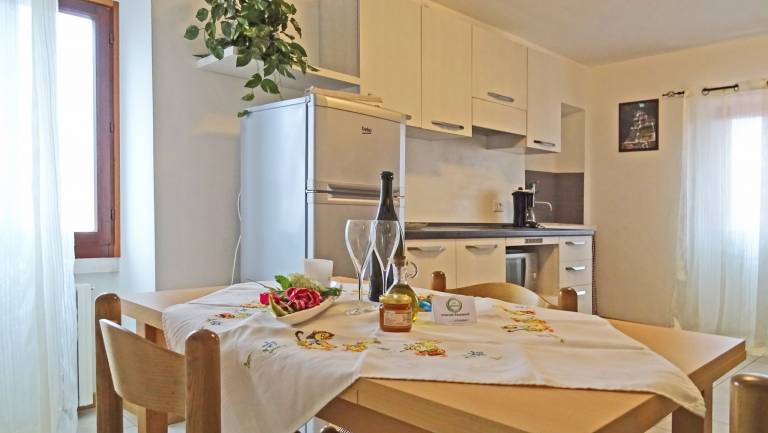 Rental apartment with terrace — photo 3