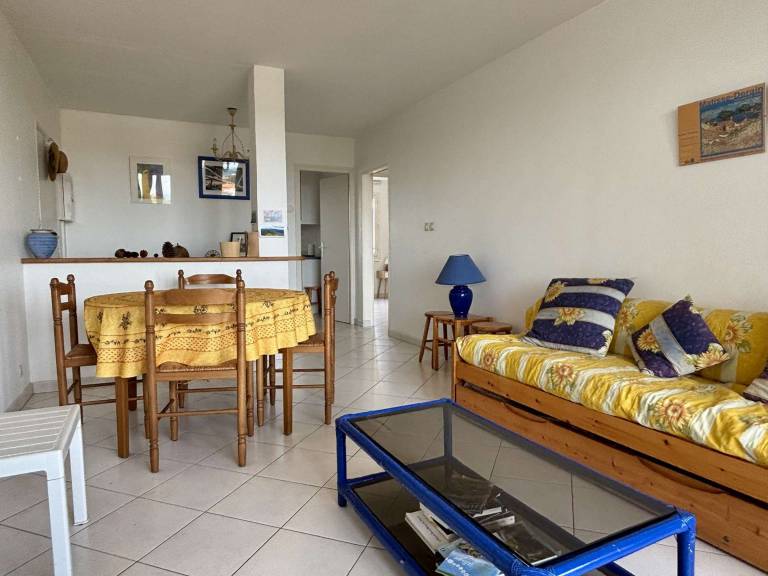 Holiday apartment with 2 rooms for 6 persons — photo 4