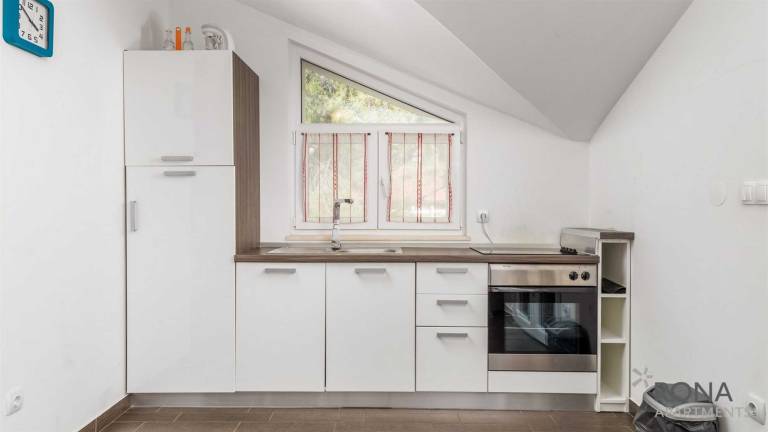Fully equipped nice holiday apartment with terrace | Next to the beach | Pets allowed — photo 2