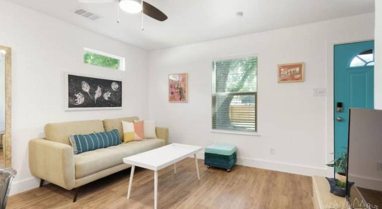 House with 4 rooms for 7 persons in Austin, TX