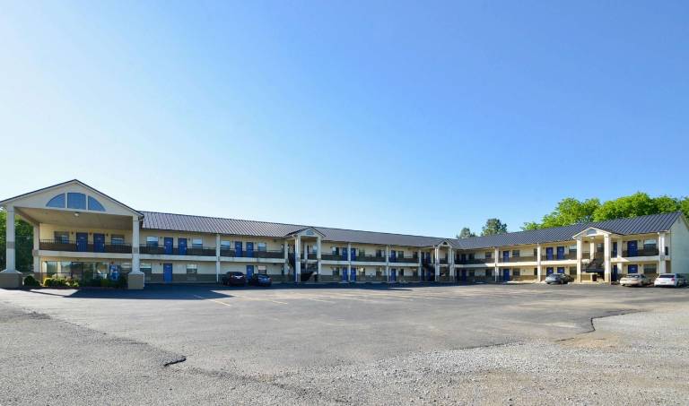 Motel 6 Atoka, OK — photo 5