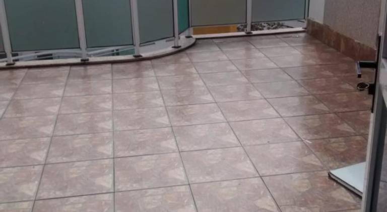 Rental apartment with 4 rooms for 5 persons — photo 3