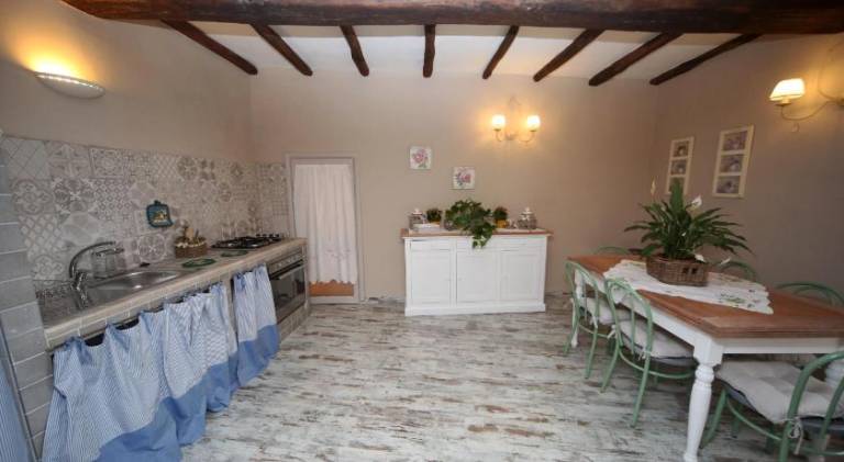 Rental apartment with 2 rooms for 4 persons — photo 4