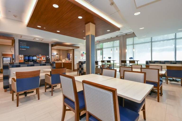 Holiday Inn Express & Suites Charlotte - Ballantyne By IHG — photo 5